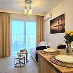 Amber Bay By Triapart דירה *